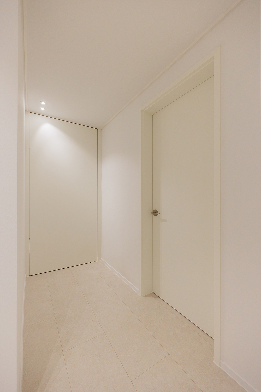 /user/i/idamdesign/editor/2312/f5092b53d36096ea952618865ebed6d6_1701398452_8576.jpg 이미지크게보기