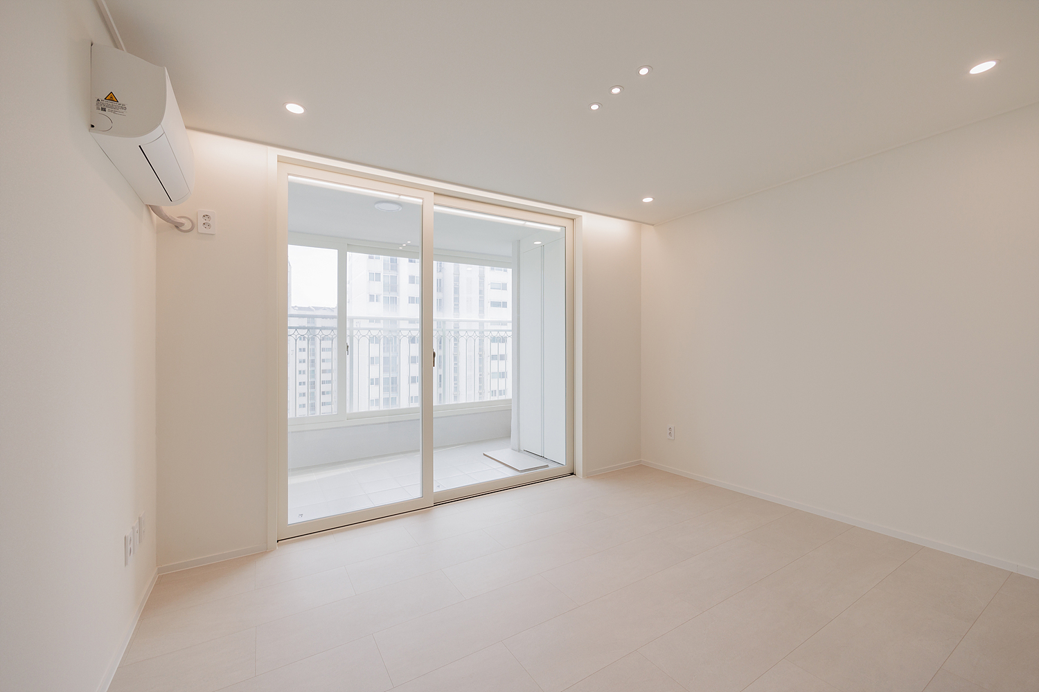 /user/i/idamdesign/editor/2312/f5092b53d36096ea952618865ebed6d6_1701411568_4944.jpg 이미지크게보기