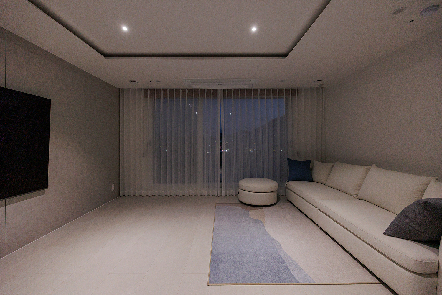/user/i/idamdesign/editor/2401/66fcd5a65404e4eccef5621ff5fe109c_1705909307_2372.jpg 이미지크게보기