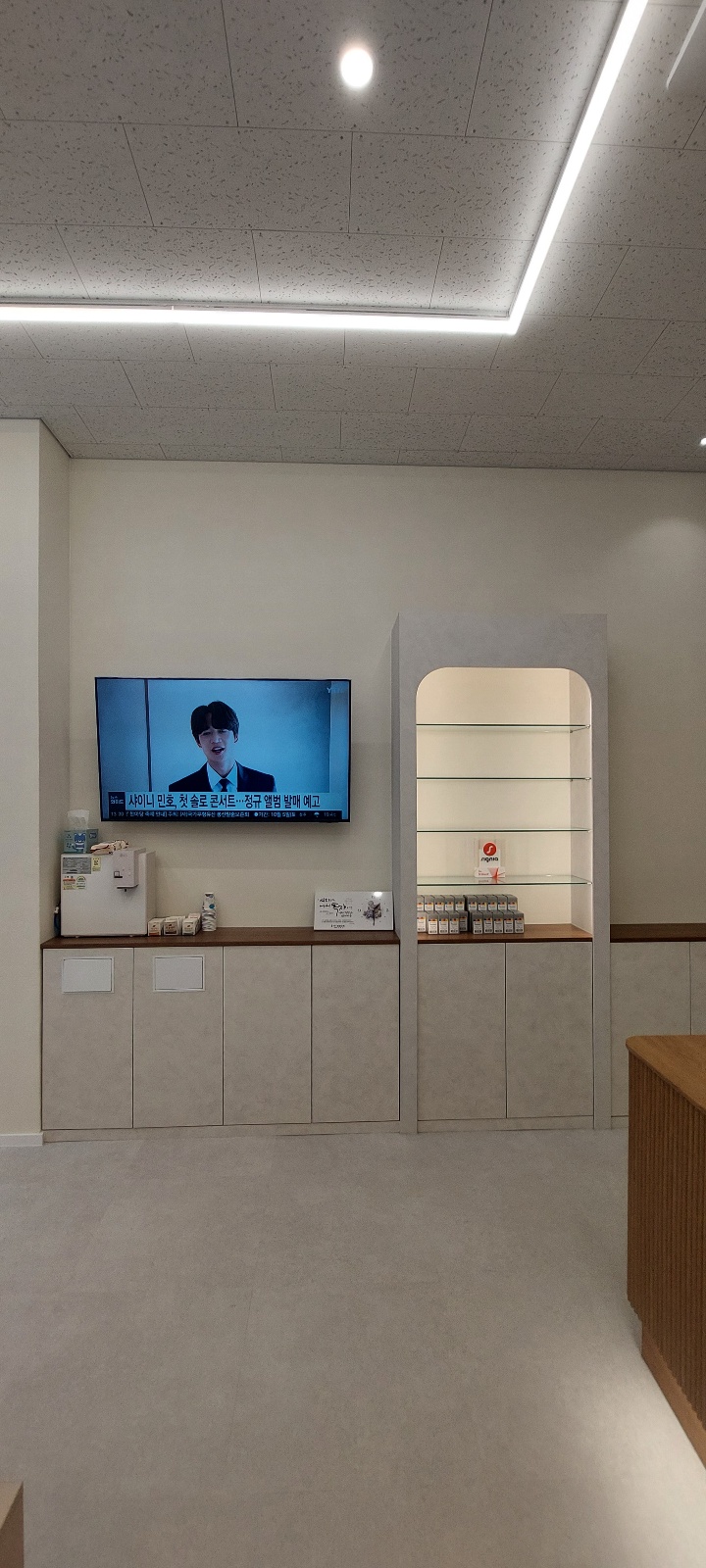/user/i/idamdesign/editor/2506/26d6b4b335e014c1758a5f8595165fdf_1750642492_7952.jpg 이미지크게보기