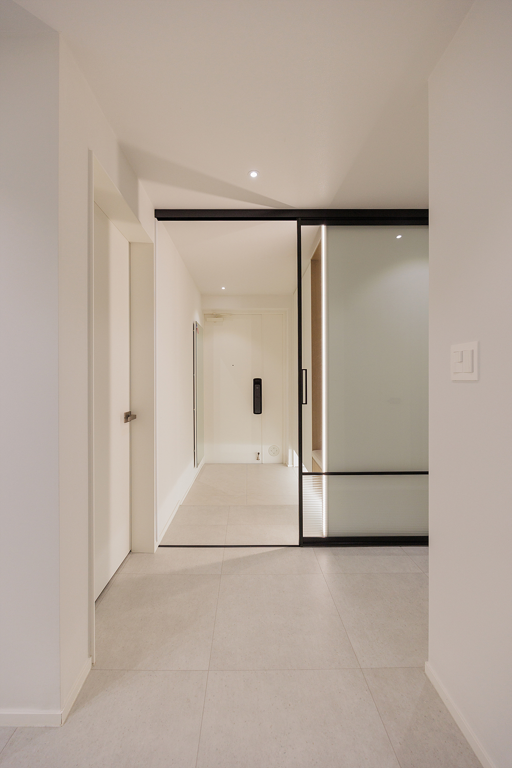 /user/i/idamdesign/editor/2506/35a69693aa16948e1a8de668a5591366_1750298997_5766.jpg 이미지크게보기