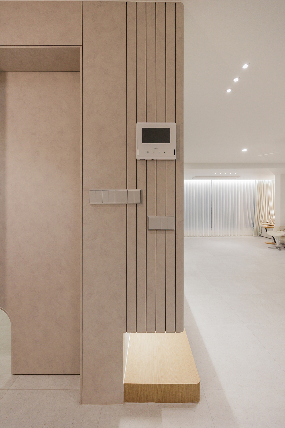 /user/i/idamdesign/editor/2506/35a69693aa16948e1a8de668a5591366_1750299042_183.jpg 이미지크게보기