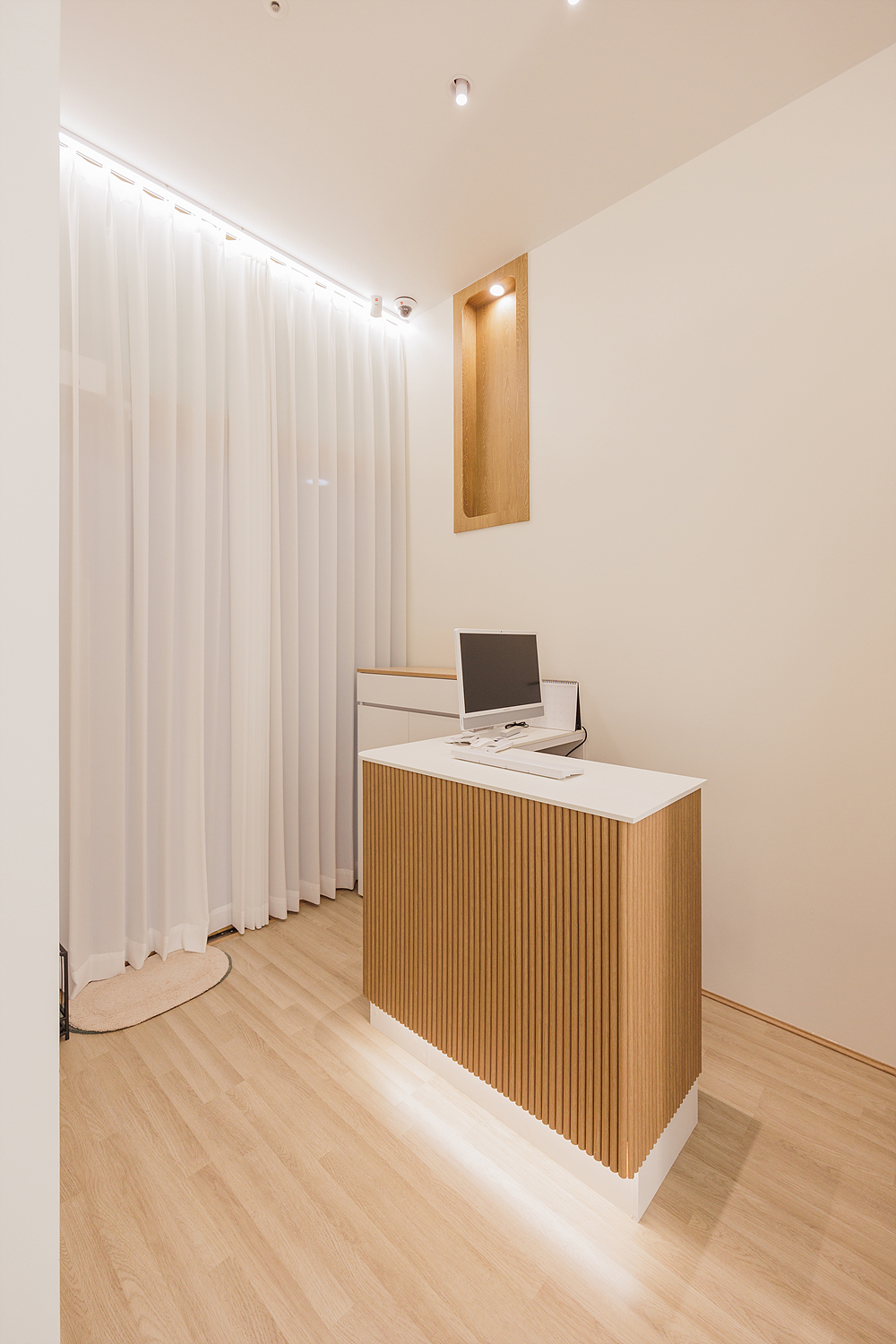 /user/i/idamdesign/editor/2506/7b3c9f53a21de5f991d2da931c2a1289_1750221414_6253.jpg 이미지크게보기