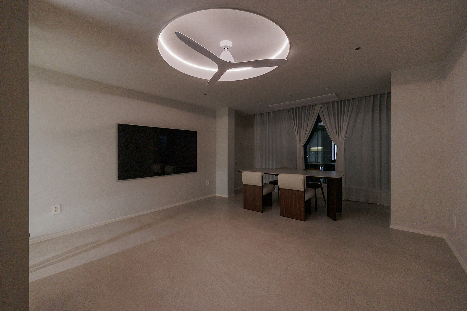 /user/i/idamdesign/editor/2506/950414197ebb6c2b31d7403df7d2996c_1749518604_9569.jpg 이미지크게보기