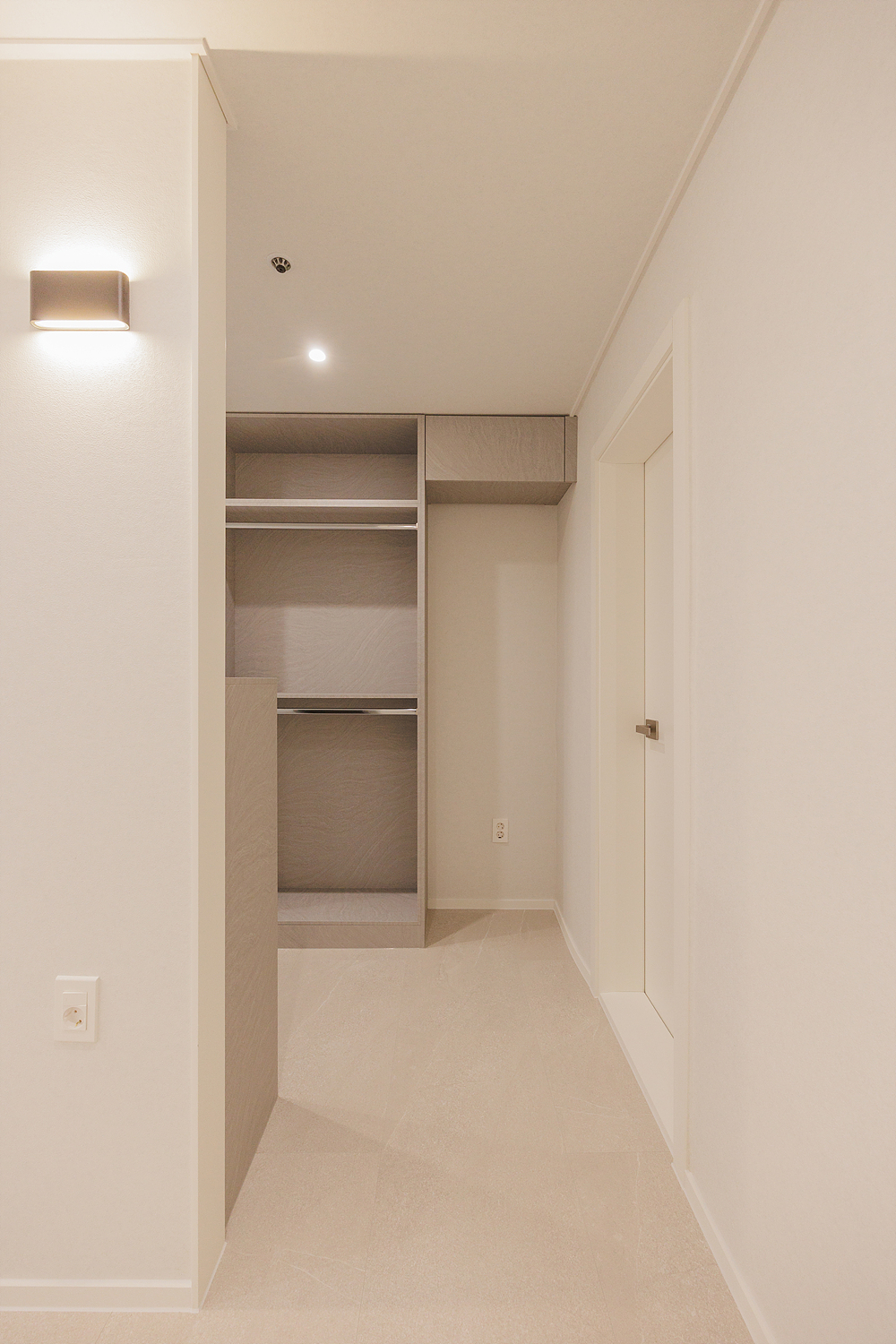 /user/i/idamdesign/editor/2506/950414197ebb6c2b31d7403df7d2996c_1749518647_621.jpg 이미지크게보기