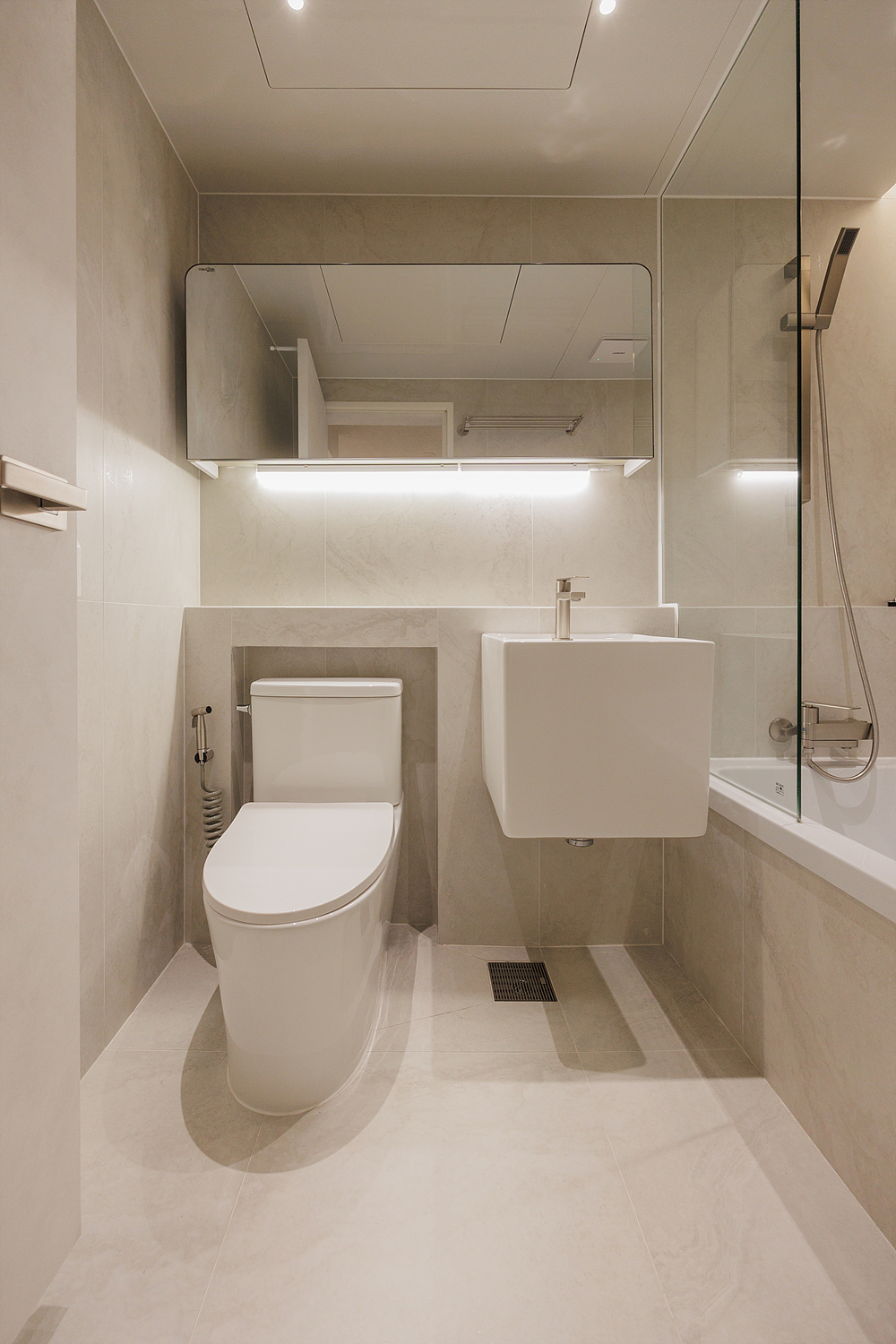 /user/i/idamdesign/editor/2506/950414197ebb6c2b31d7403df7d2996c_1749518672_2772.jpg 이미지크게보기
