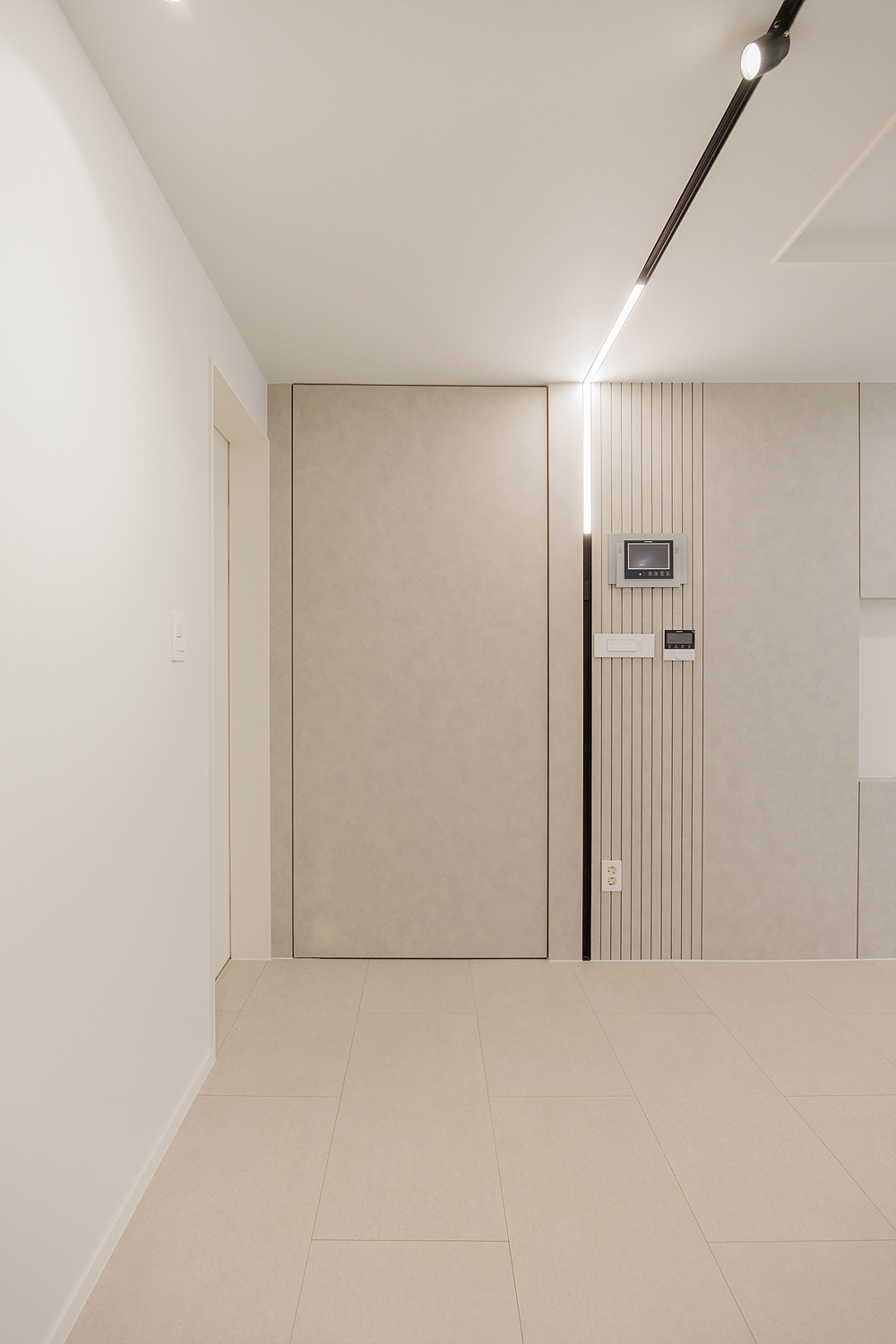 /user/i/idamdesign/editor/2507/ad4741f6eda342432fb8a40074d34194_1752724307_5969.jpg 이미지크게보기