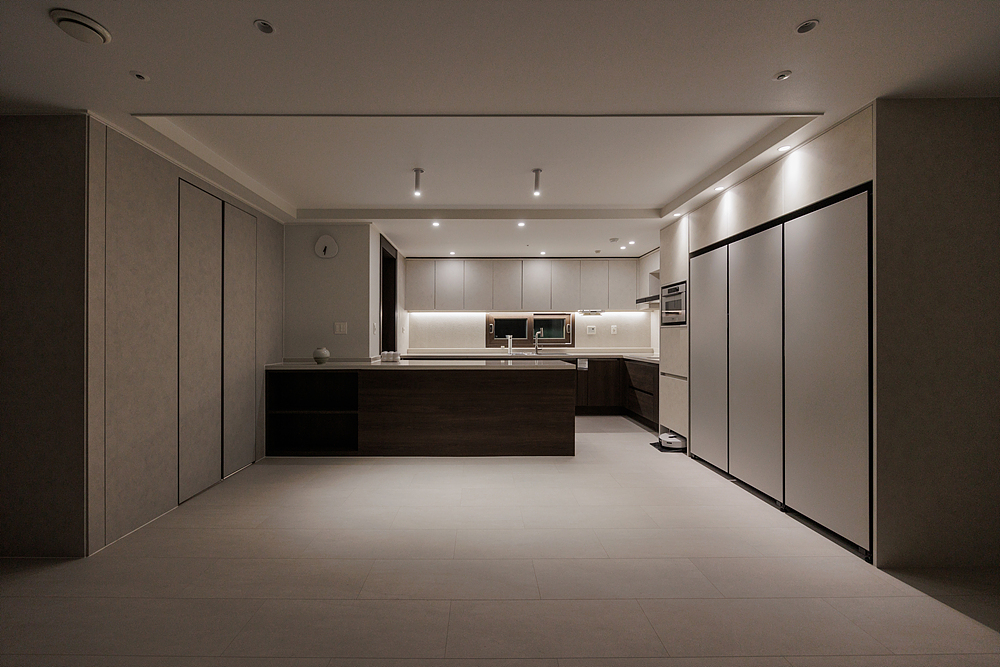 /user/i/idamdesign/editor/2507/ad4741f6eda342432fb8a40074d34194_1752724443_5299.jpg 이미지크게보기