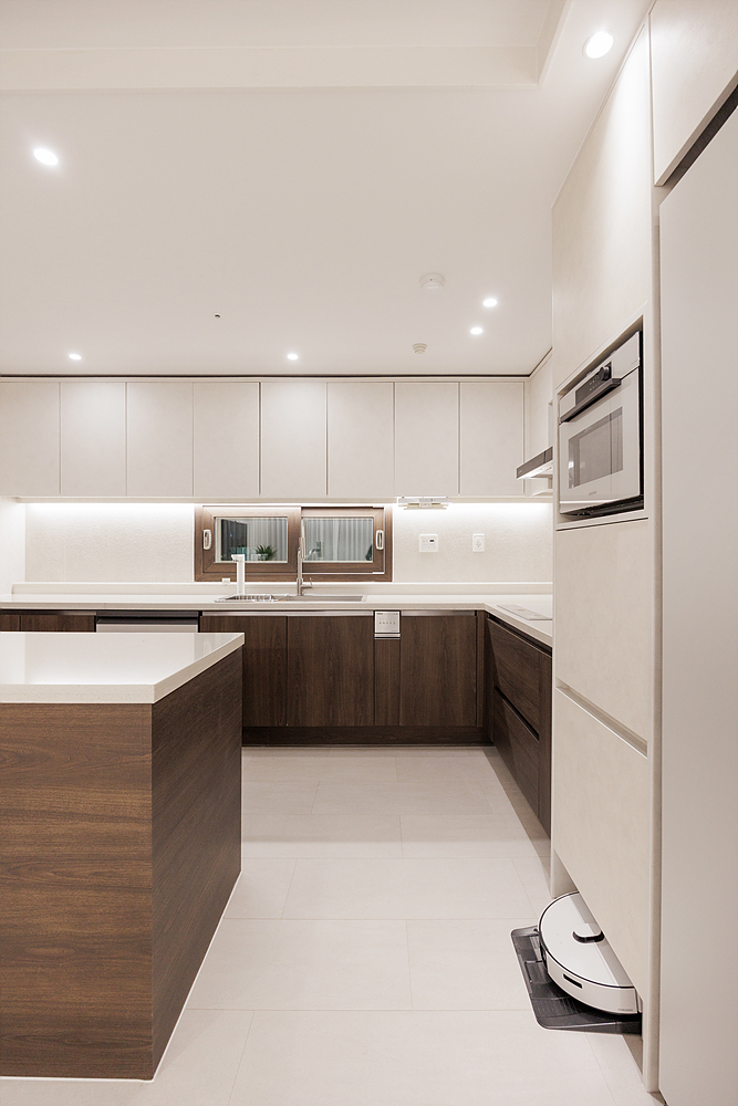 /user/i/idamdesign/editor/2507/ad4741f6eda342432fb8a40074d34194_1752724518_9333.jpg 이미지크게보기