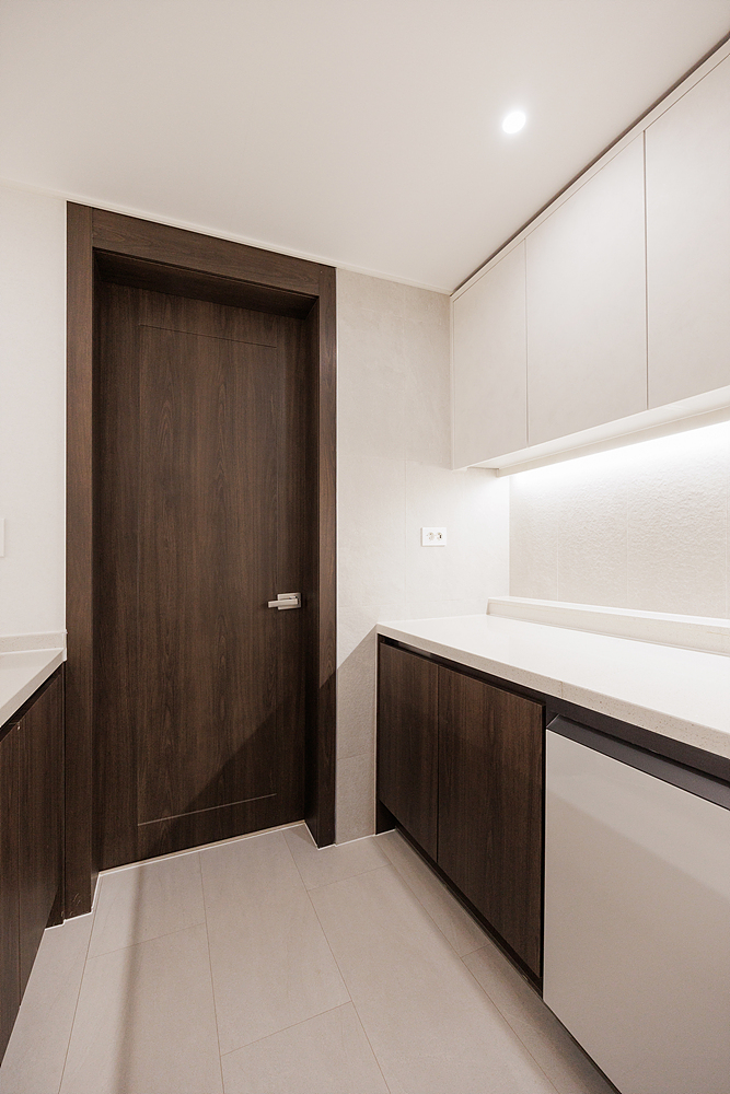 /user/i/idamdesign/editor/2507/ad4741f6eda342432fb8a40074d34194_1752724519_5466.jpg 이미지크게보기