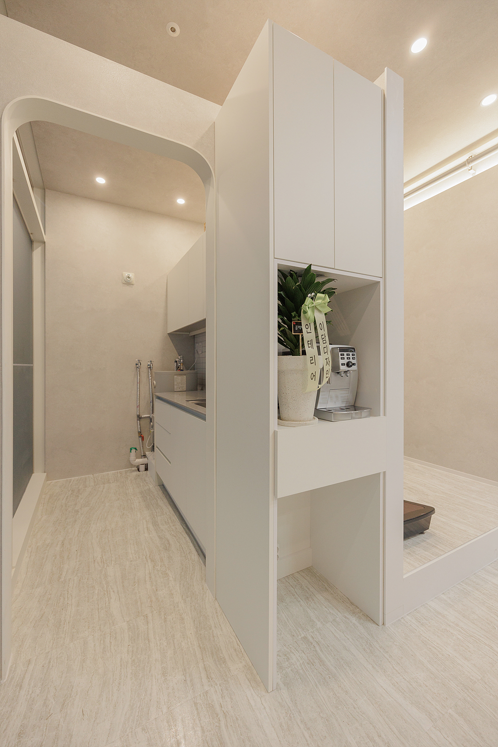 /user/i/idamdesign/editor/2507/dc8e2116231333189dab58e3b31b87f5_1753235077_0242.jpg 이미지크게보기