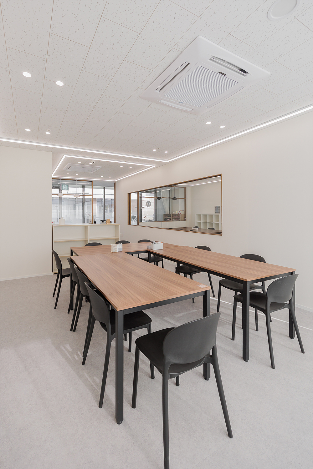 /user/i/idamdesign/editor/2511/d6557cb336ec8f3dd2df0865e65ad192_1763093361_0555.jpg 이미지크게보기