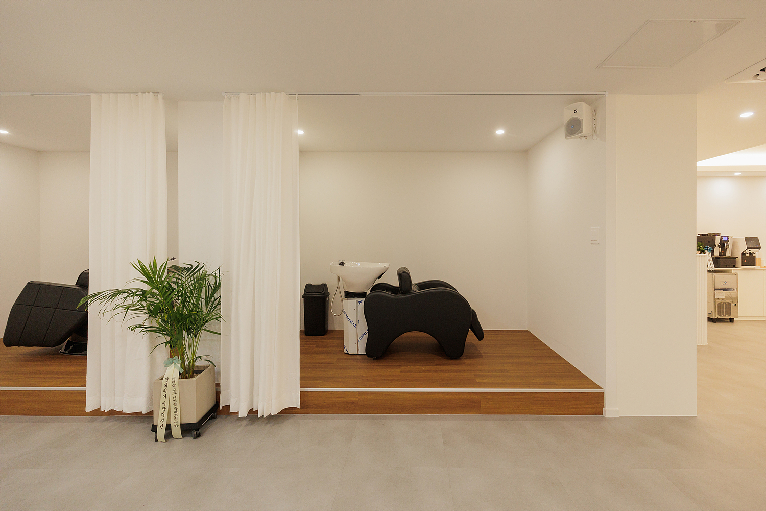 /user/i/idamdesign/editor/2511/d6557cb336ec8f3dd2df0865e65ad192_1763093600_66.jpg 이미지크게보기