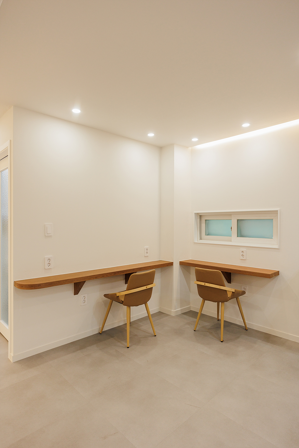 /user/i/idamdesign/editor/2511/d6557cb336ec8f3dd2df0865e65ad192_1763093602_6792.jpg 이미지크게보기