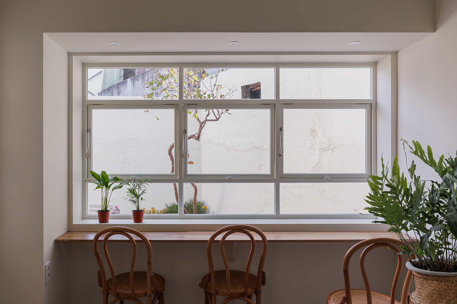 /user/i/idamdesign/editor/2511/d6557cb336ec8f3dd2df0865e65ad192_1763094508_3215.jpg 이미지크게보기