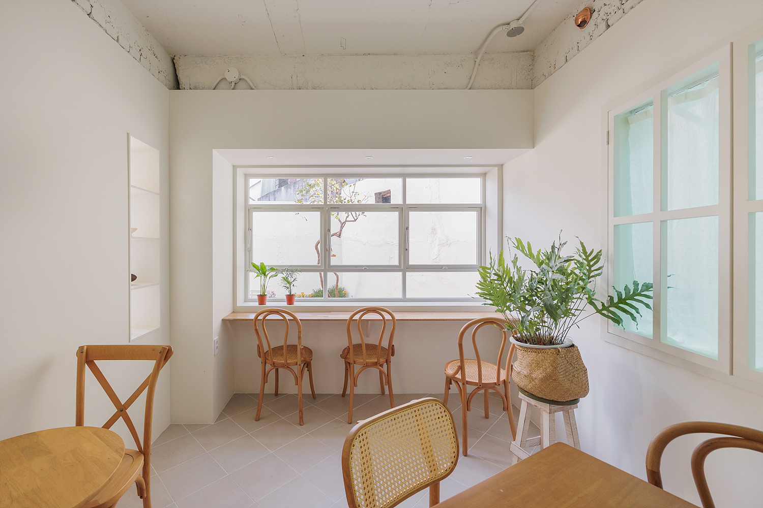 /user/i/idamdesign/editor/2511/d6557cb336ec8f3dd2df0865e65ad192_1763094508_5058.jpg 이미지크게보기
