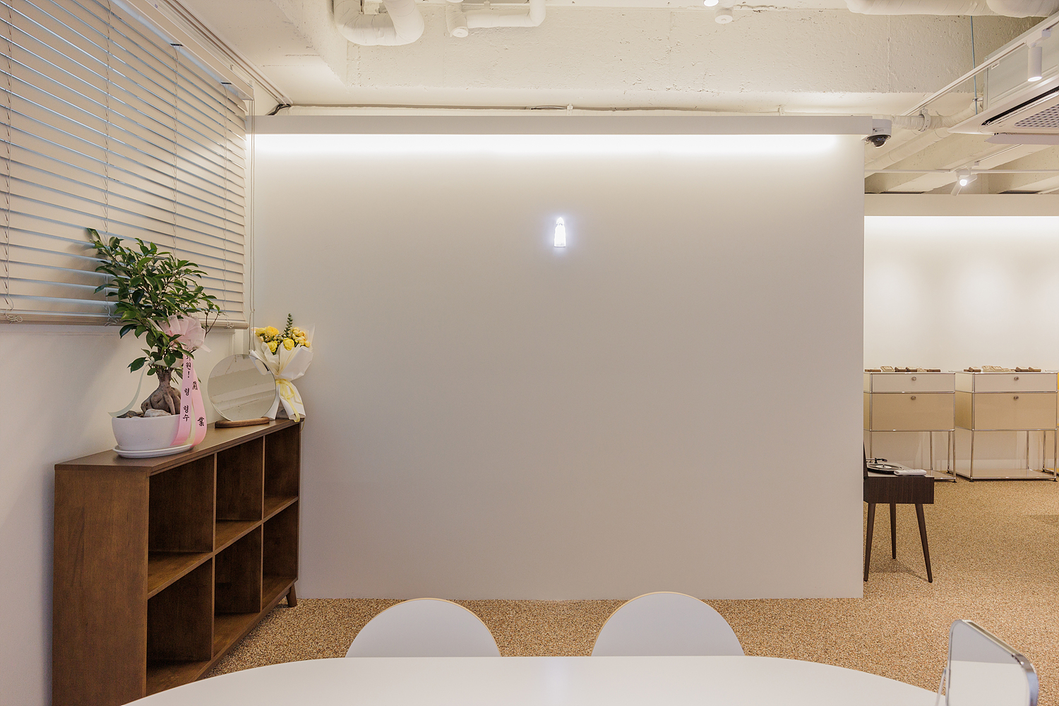 /user/i/idamdesign/editor/2511/d6557cb336ec8f3dd2df0865e65ad192_1763095223_8175.jpg 이미지크게보기