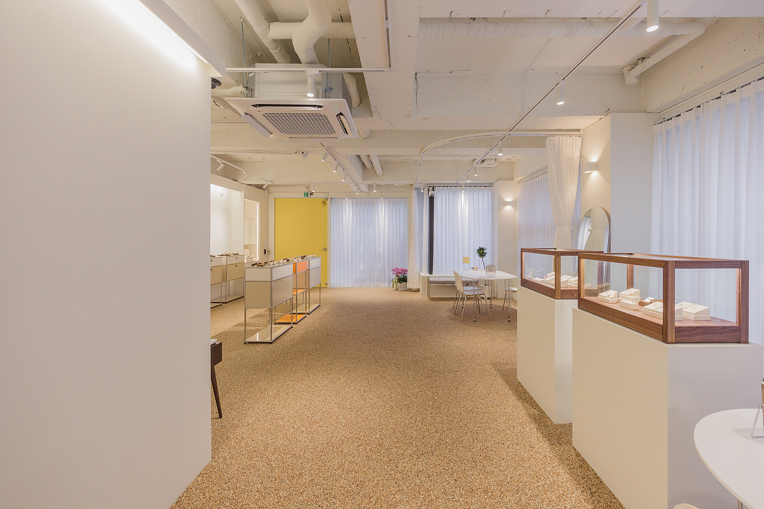 /user/i/idamdesign/editor/2511/d6557cb336ec8f3dd2df0865e65ad192_1763095276_4723.jpg 이미지크게보기