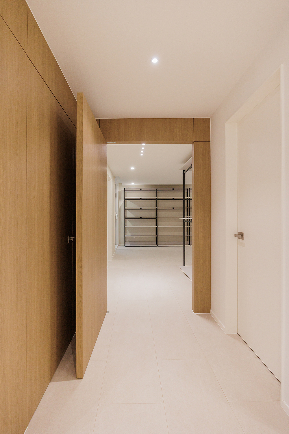 /user/i/idamdesign/editor/2511/ec245c06f320253e880ceda2b62bc366_1762833991_0671.jpg 이미지크게보기