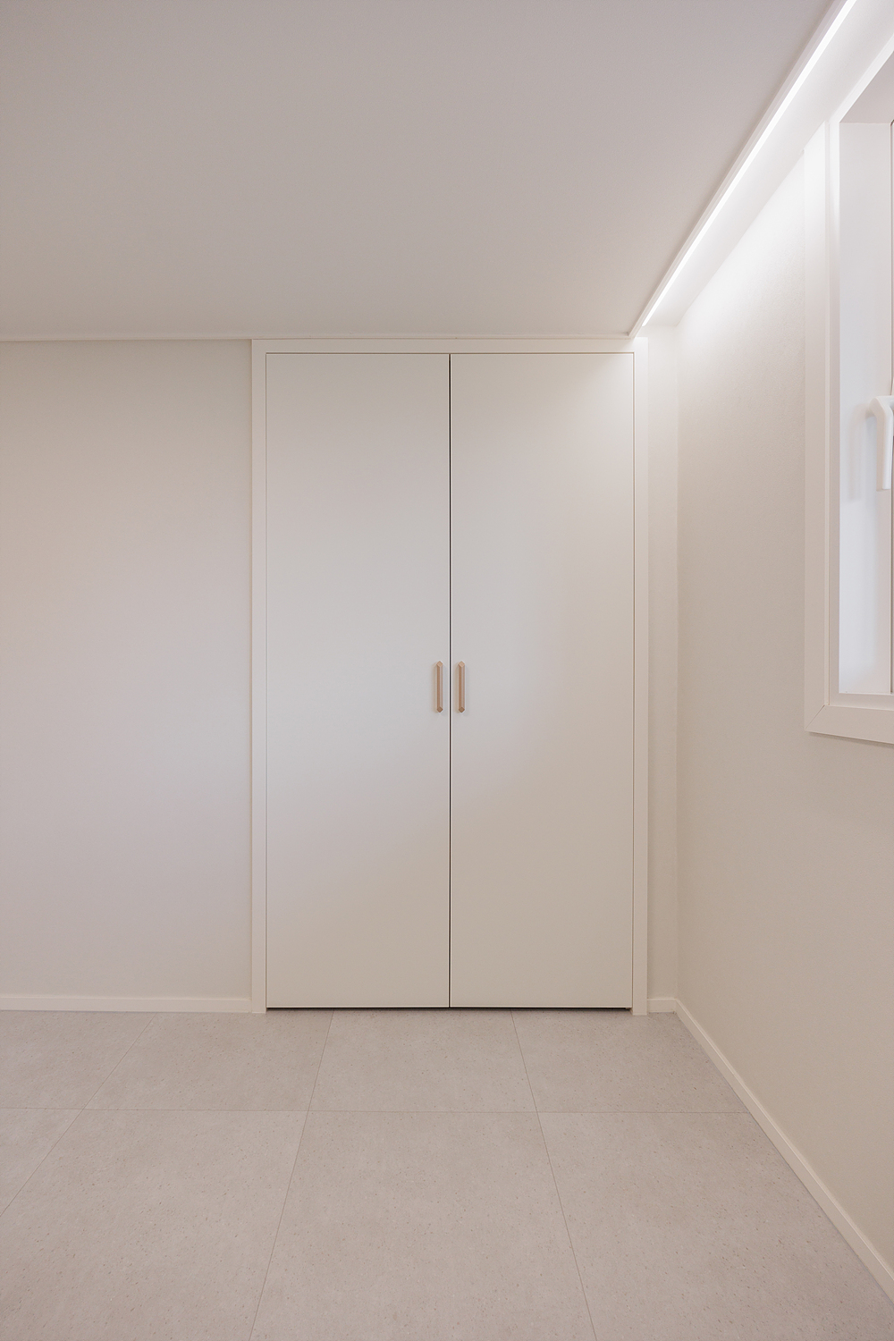 /user/i/idamdesign/editor/2511/ec245c06f320253e880ceda2b62bc366_1762834485_6591.jpg 이미지크게보기