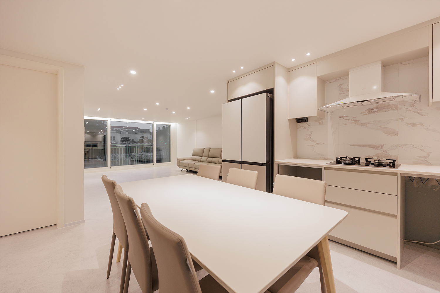/user/i/idamdesign/editor/2511/ec245c06f320253e880ceda2b62bc366_1762834639_7442.jpg 이미지크게보기