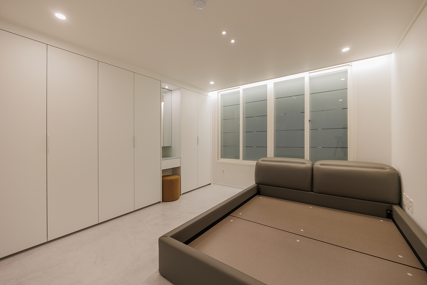 /user/i/idamdesign/editor/2511/ec245c06f320253e880ceda2b62bc366_1762834640_6312.jpg 이미지크게보기