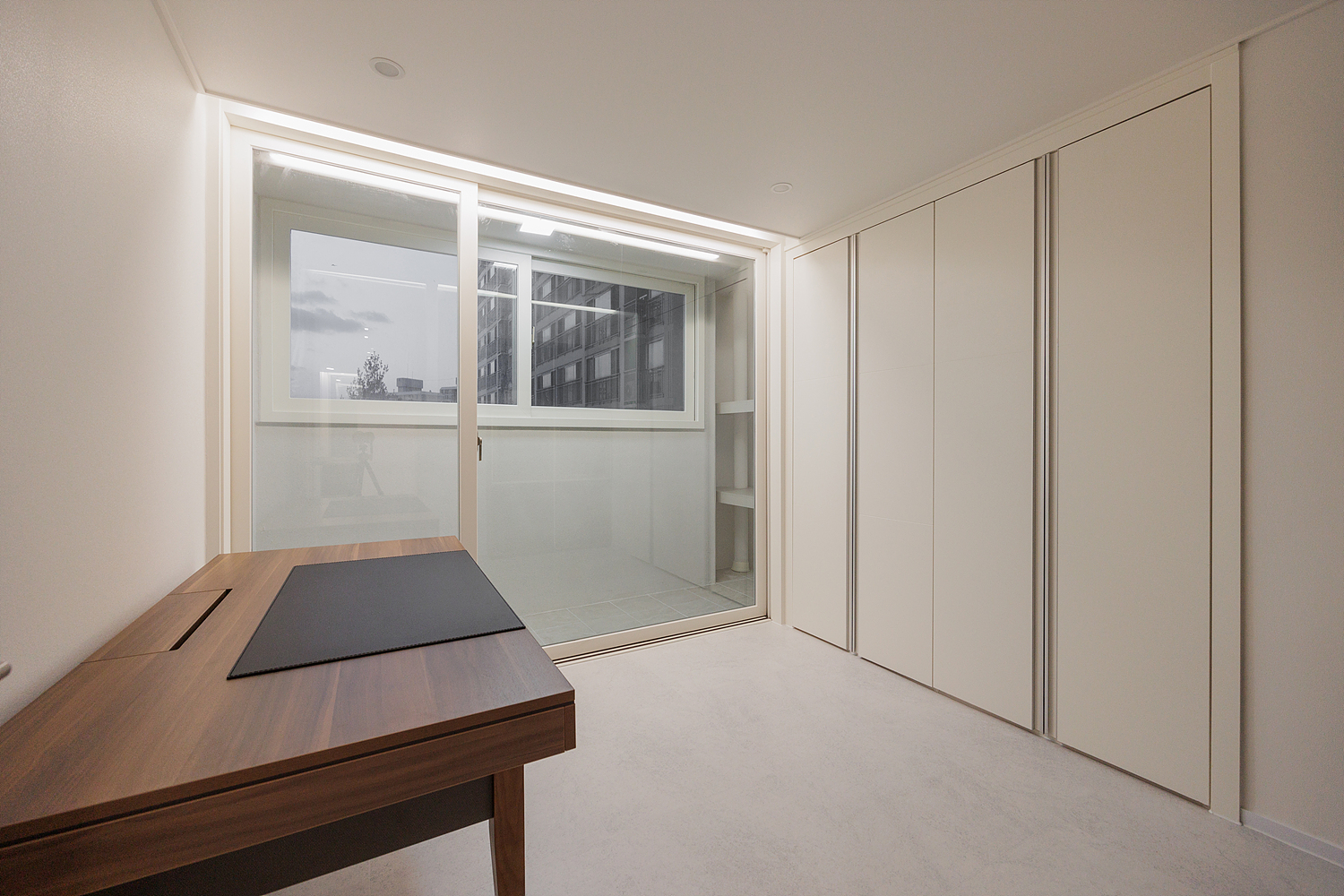 /user/i/idamdesign/editor/2511/ec245c06f320253e880ceda2b62bc366_1762834651_3732.jpg 이미지크게보기