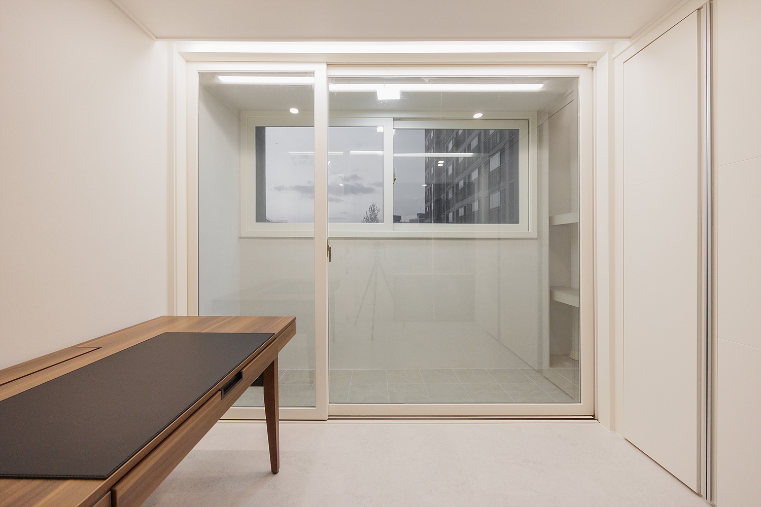 /user/i/idamdesign/editor/2511/ec245c06f320253e880ceda2b62bc366_1762834651_7687.jpg 이미지크게보기