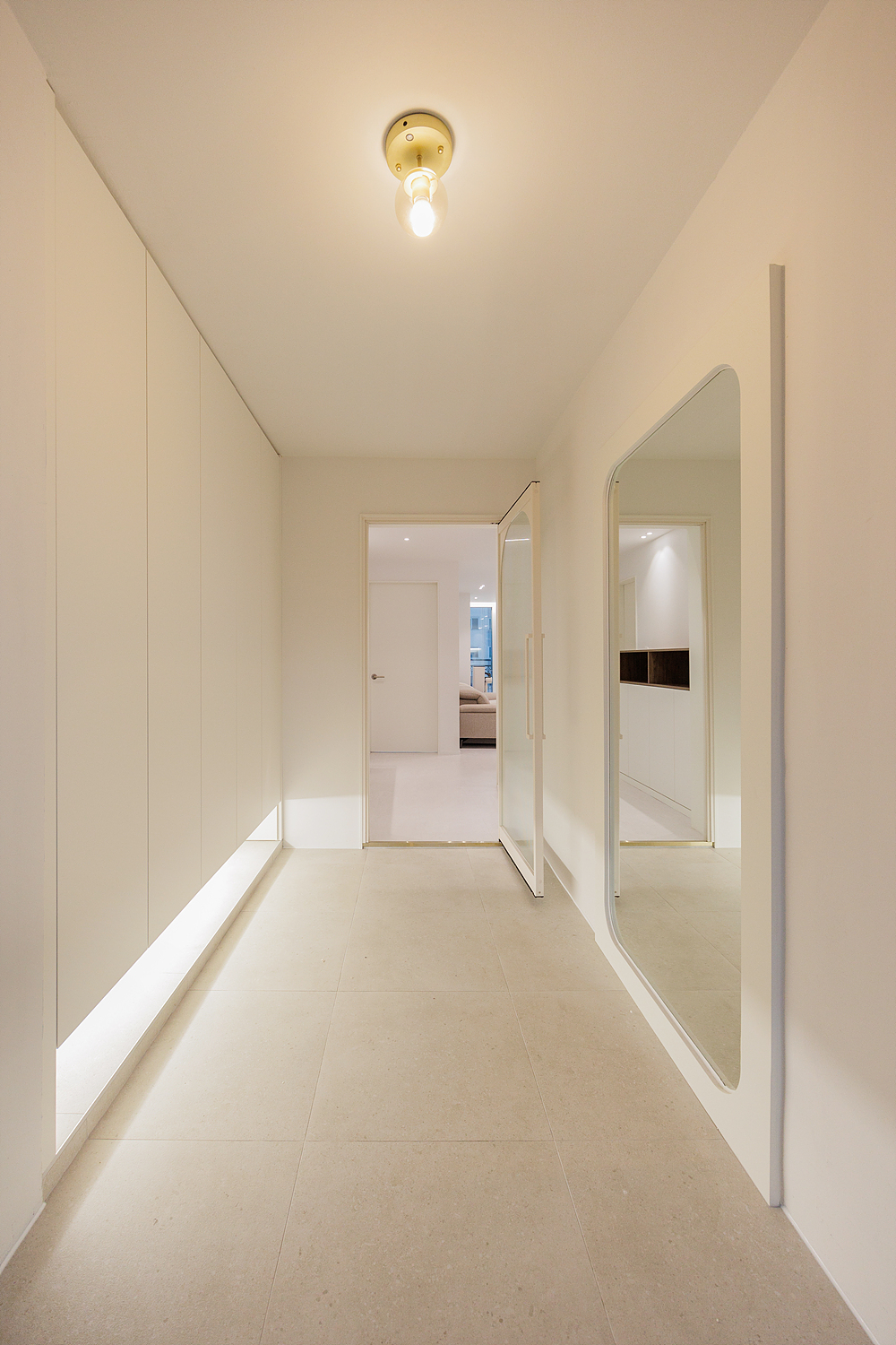 /user/i/idamdesign/editor/2511/ec245c06f320253e880ceda2b62bc366_1762834813_3829.jpg 이미지크게보기