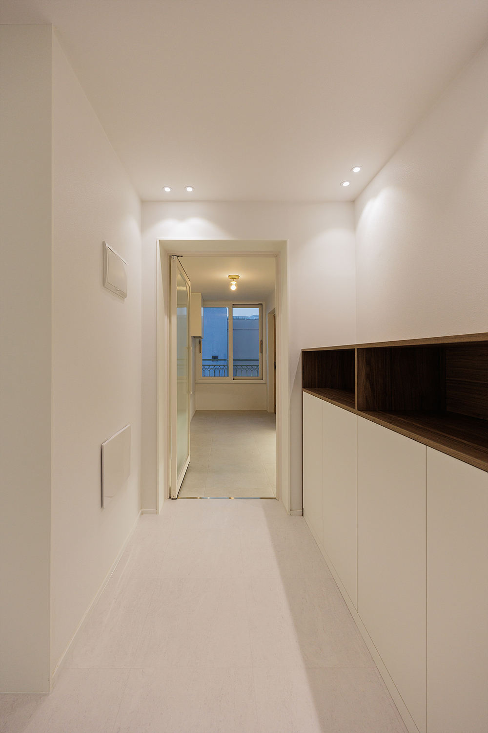 /user/i/idamdesign/editor/2511/ec245c06f320253e880ceda2b62bc366_1762834814_772.jpg 이미지크게보기