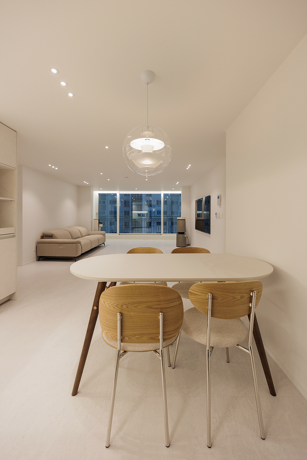 /user/i/idamdesign/editor/2511/ec245c06f320253e880ceda2b62bc366_1762834838_6728.jpg 이미지크게보기