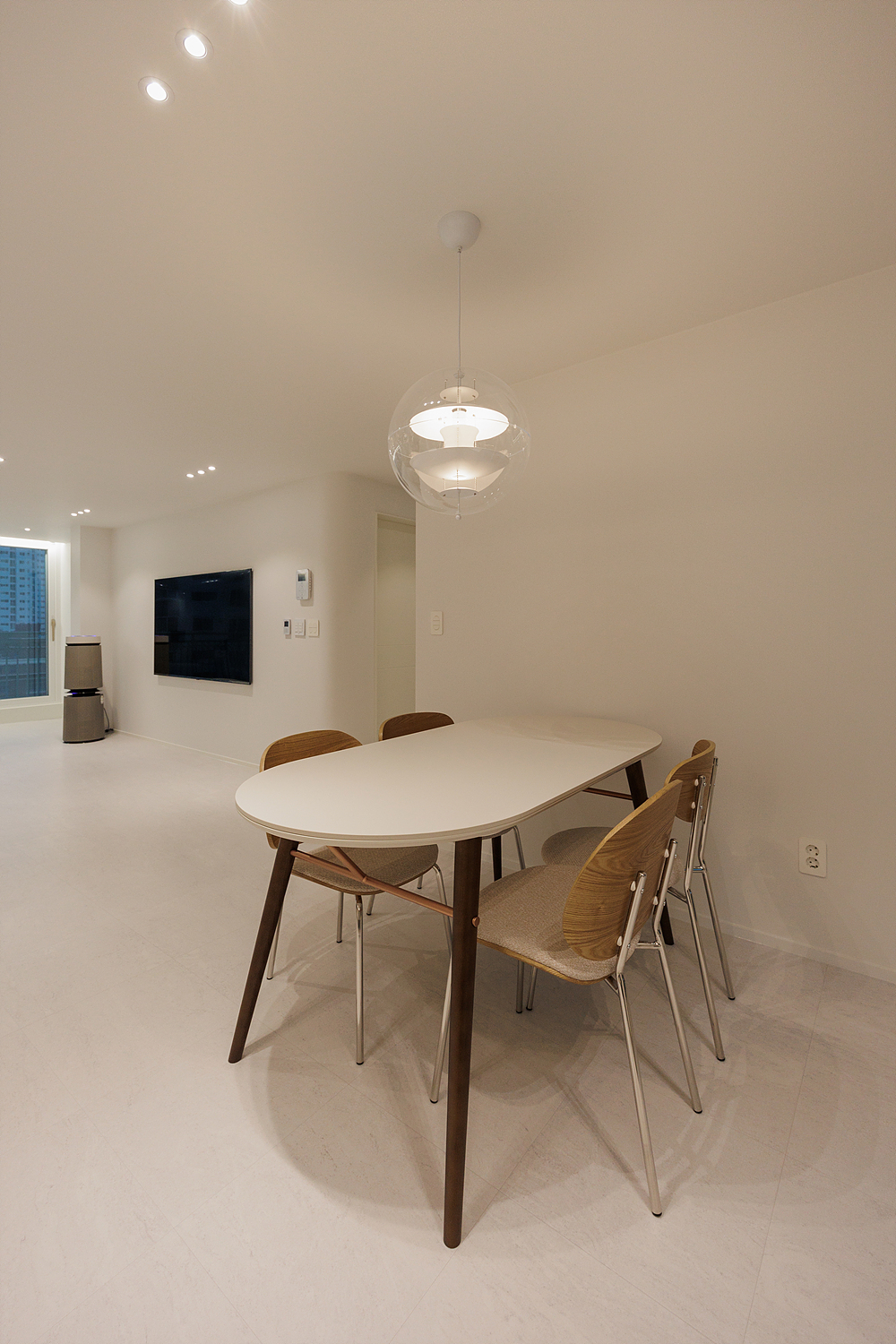/user/i/idamdesign/editor/2511/ec245c06f320253e880ceda2b62bc366_1762834847_2635.jpg 이미지크게보기