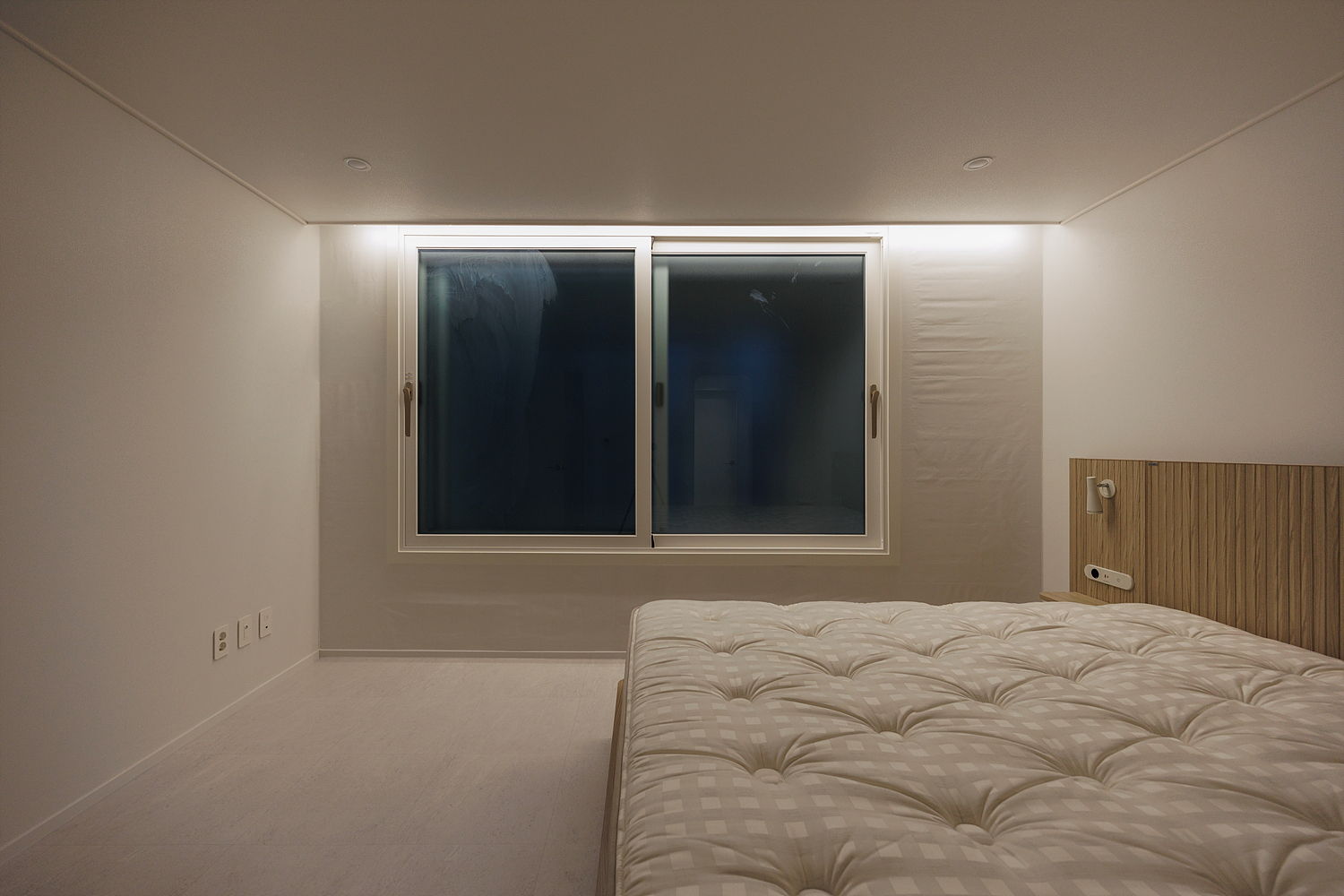 /user/i/idamdesign/editor/2511/ec245c06f320253e880ceda2b62bc366_1762834848_6463.jpg 이미지크게보기