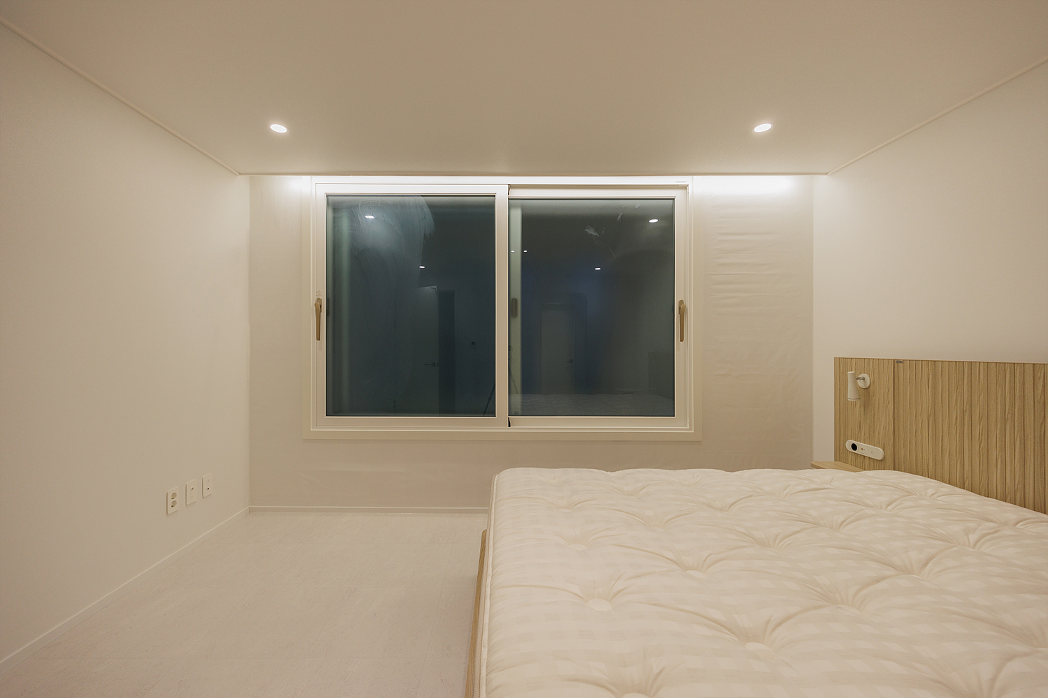 /user/i/idamdesign/editor/2511/ec245c06f320253e880ceda2b62bc366_1762834848_8266.jpg 이미지크게보기
