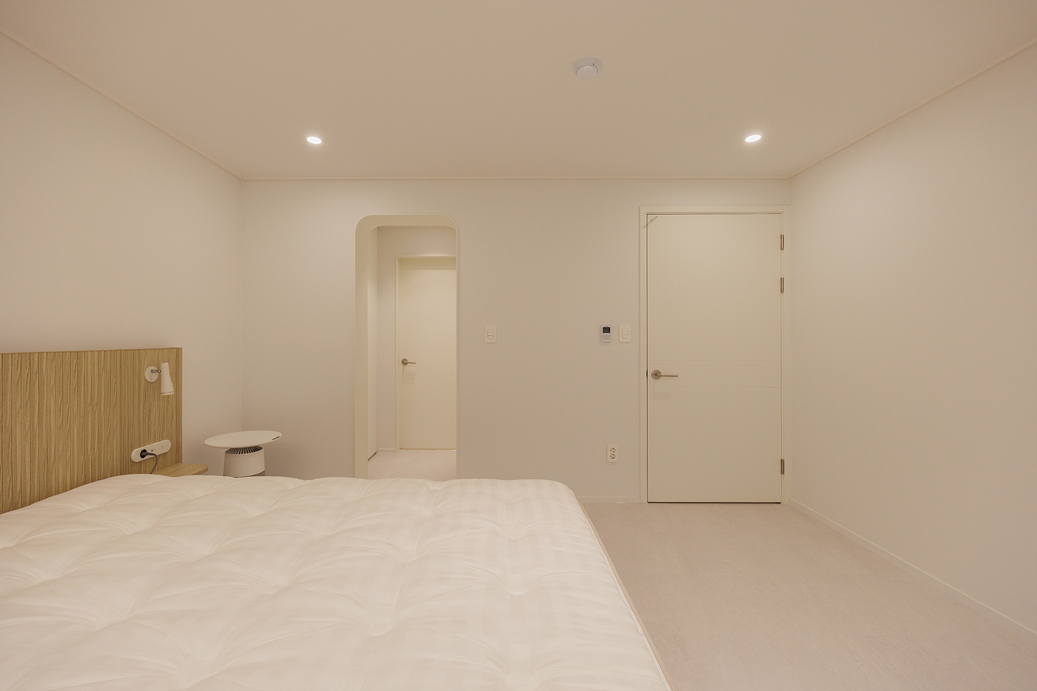 /user/i/idamdesign/editor/2511/ec245c06f320253e880ceda2b62bc366_1762834849_7877.jpg 이미지크게보기