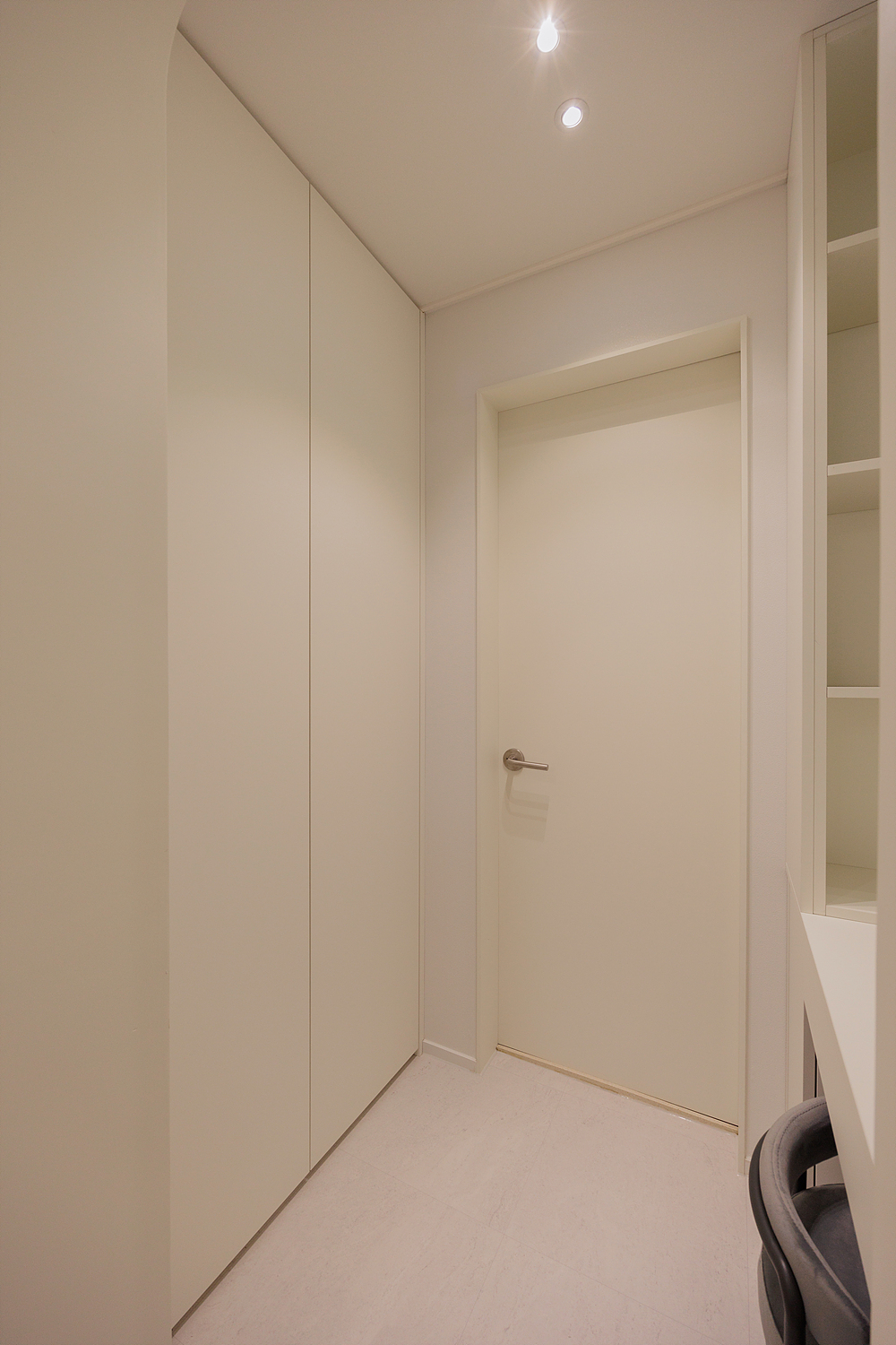 /user/i/idamdesign/editor/2511/ec245c06f320253e880ceda2b62bc366_1762834958_8168.jpg 이미지크게보기
