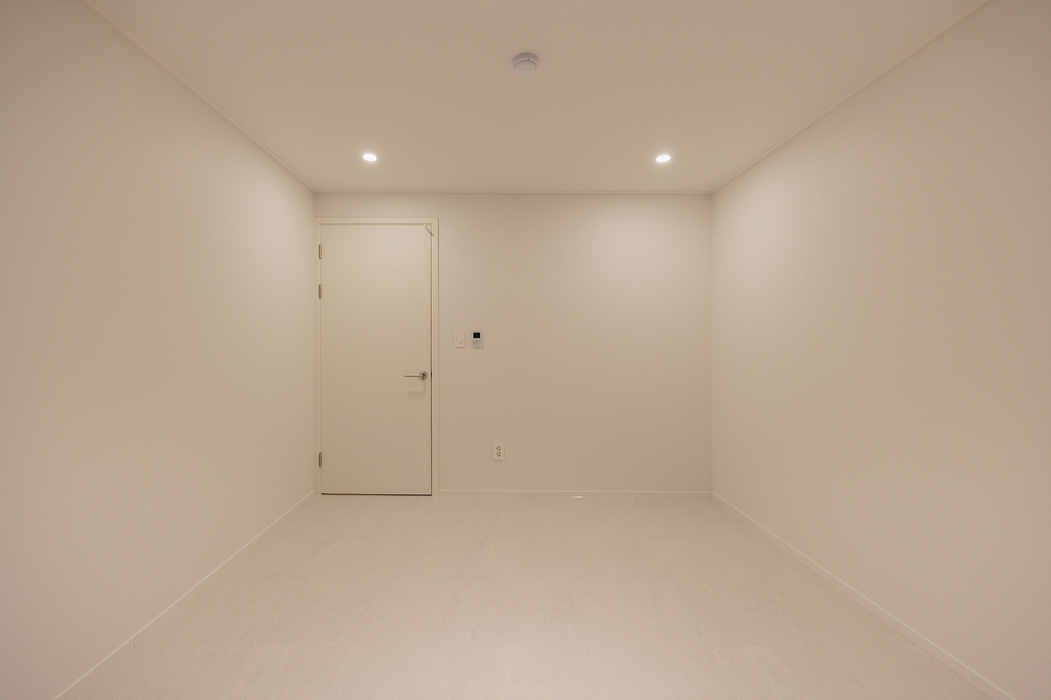 /user/i/idamdesign/editor/2511/ec245c06f320253e880ceda2b62bc366_1762834971_1458.jpg 이미지크게보기