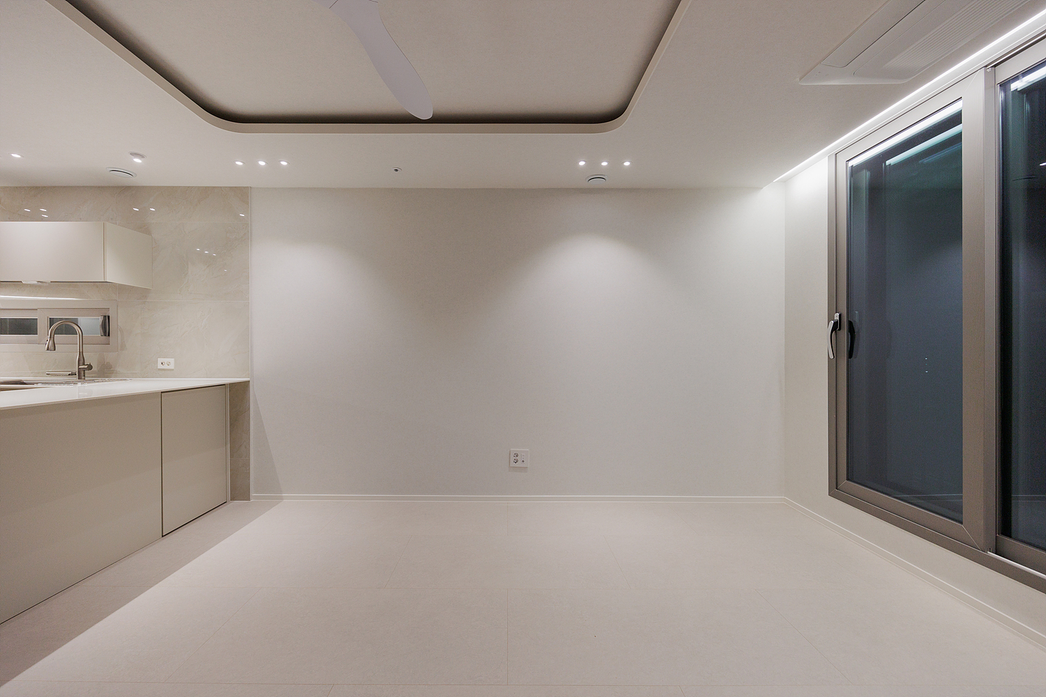 /user/i/idamdesign/editor/2511/ec245c06f320253e880ceda2b62bc366_1762835367_6845.jpg 이미지크게보기