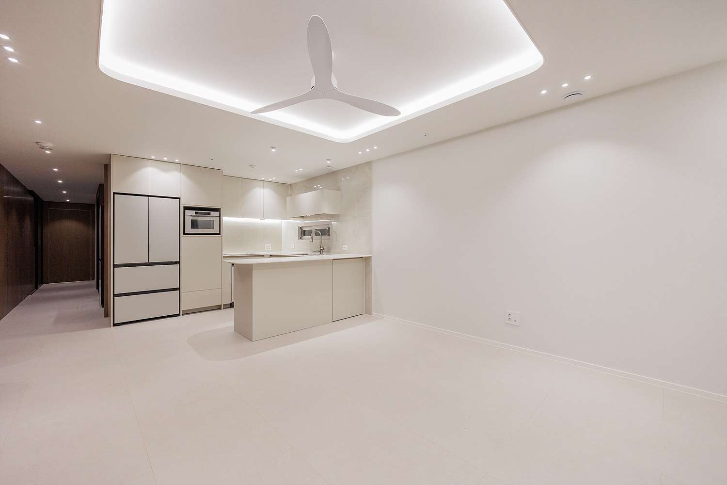 /user/i/idamdesign/editor/2511/ec245c06f320253e880ceda2b62bc366_1762835368_057.jpg 이미지크게보기