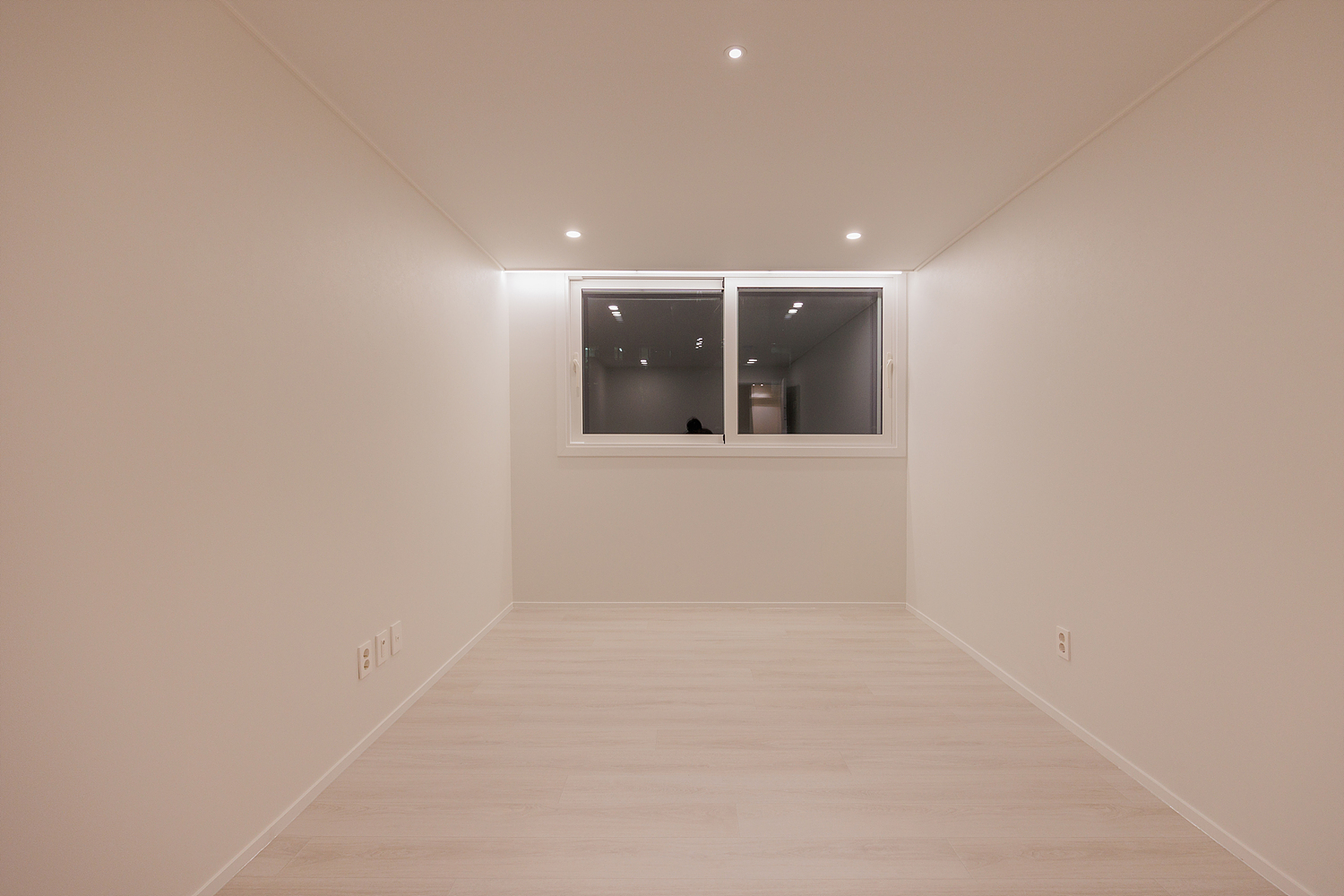 /user/i/idamdesign/editor/2511/ec245c06f320253e880ceda2b62bc366_1762835538_7901.jpg 이미지크게보기