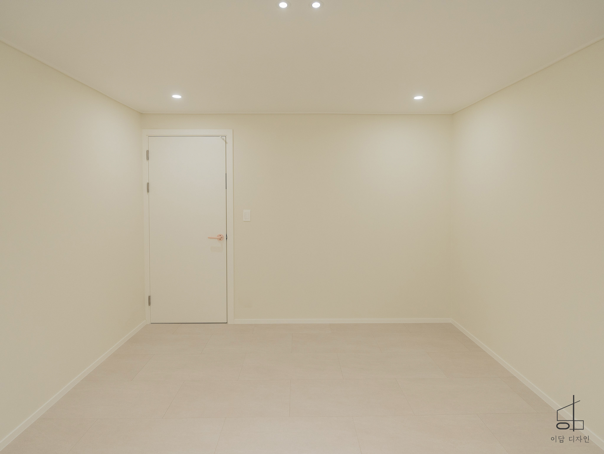 /user/i/idamdesign/editor/2511/ec245c06f320253e880ceda2b62bc366_1762835635_2284.jpg 이미지크게보기