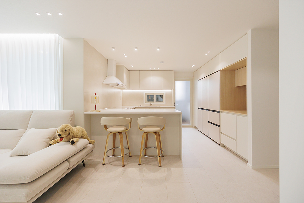 /user/i/idamdesign/editor/2511/ec245c06f320253e880ceda2b62bc366_1762835712_6093.jpg 이미지크게보기