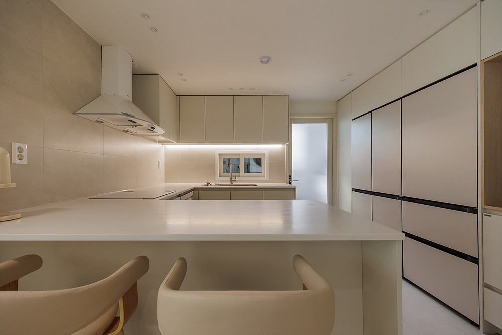 /user/i/idamdesign/editor/2511/ec245c06f320253e880ceda2b62bc366_1762835713_1445.jpg 이미지크게보기