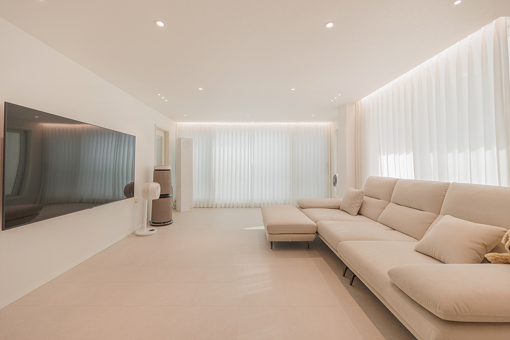 /user/i/idamdesign/editor/2511/ec245c06f320253e880ceda2b62bc366_1762835739_674.jpg 이미지크게보기