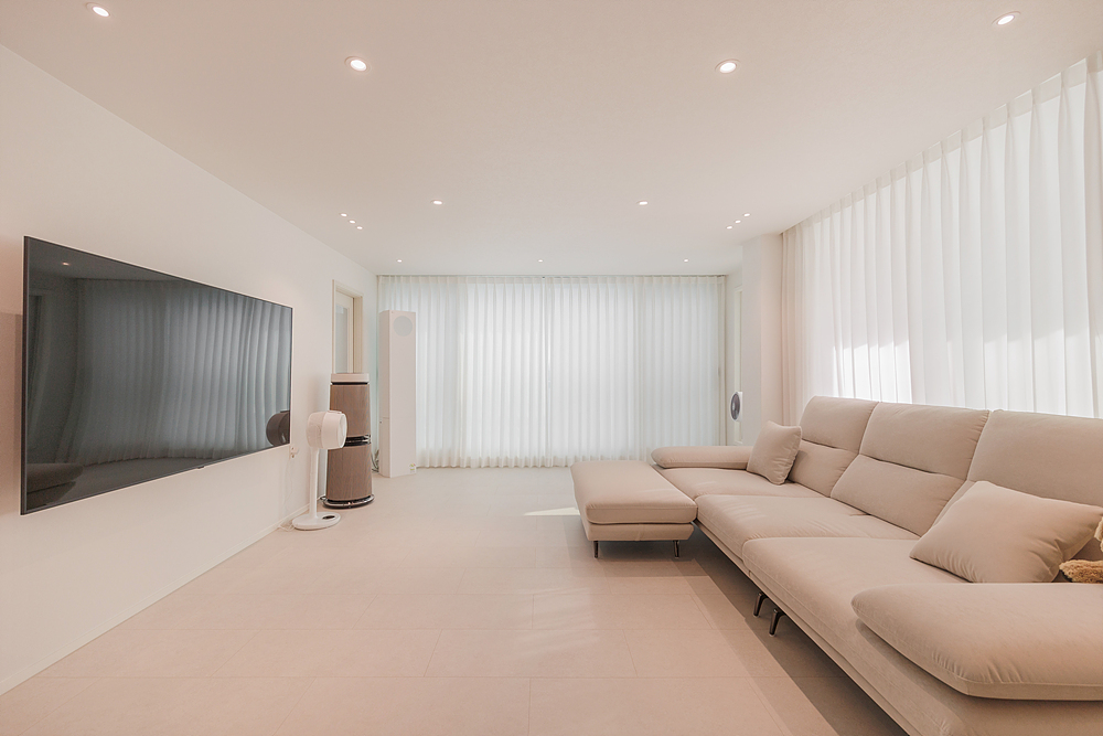 /user/i/idamdesign/editor/2511/ec245c06f320253e880ceda2b62bc366_1762835769_0061.jpg 이미지크게보기