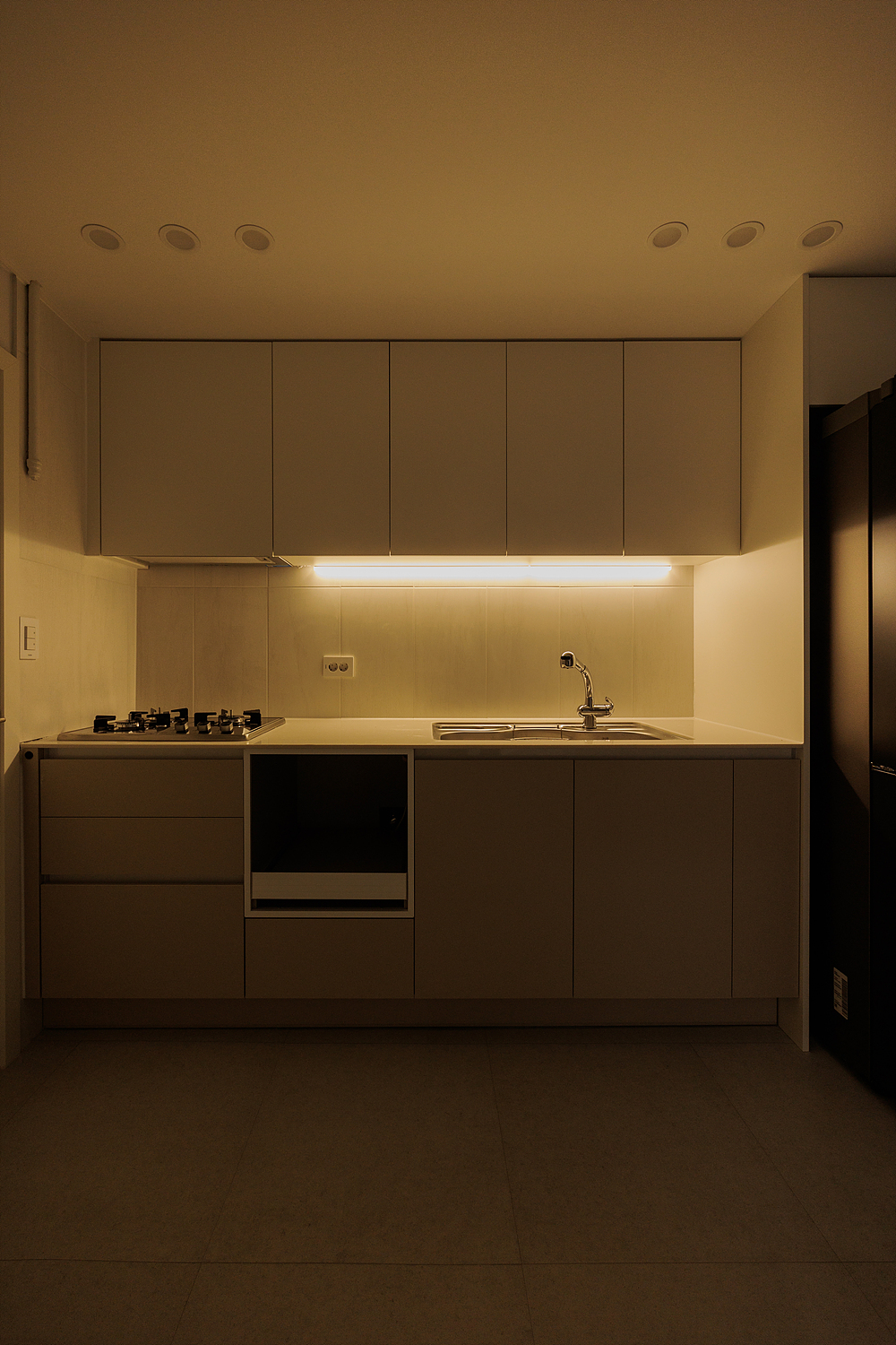 /user/i/idamdesign/editor/2511/ec245c06f320253e880ceda2b62bc366_1762835930_785.jpg 이미지크게보기
