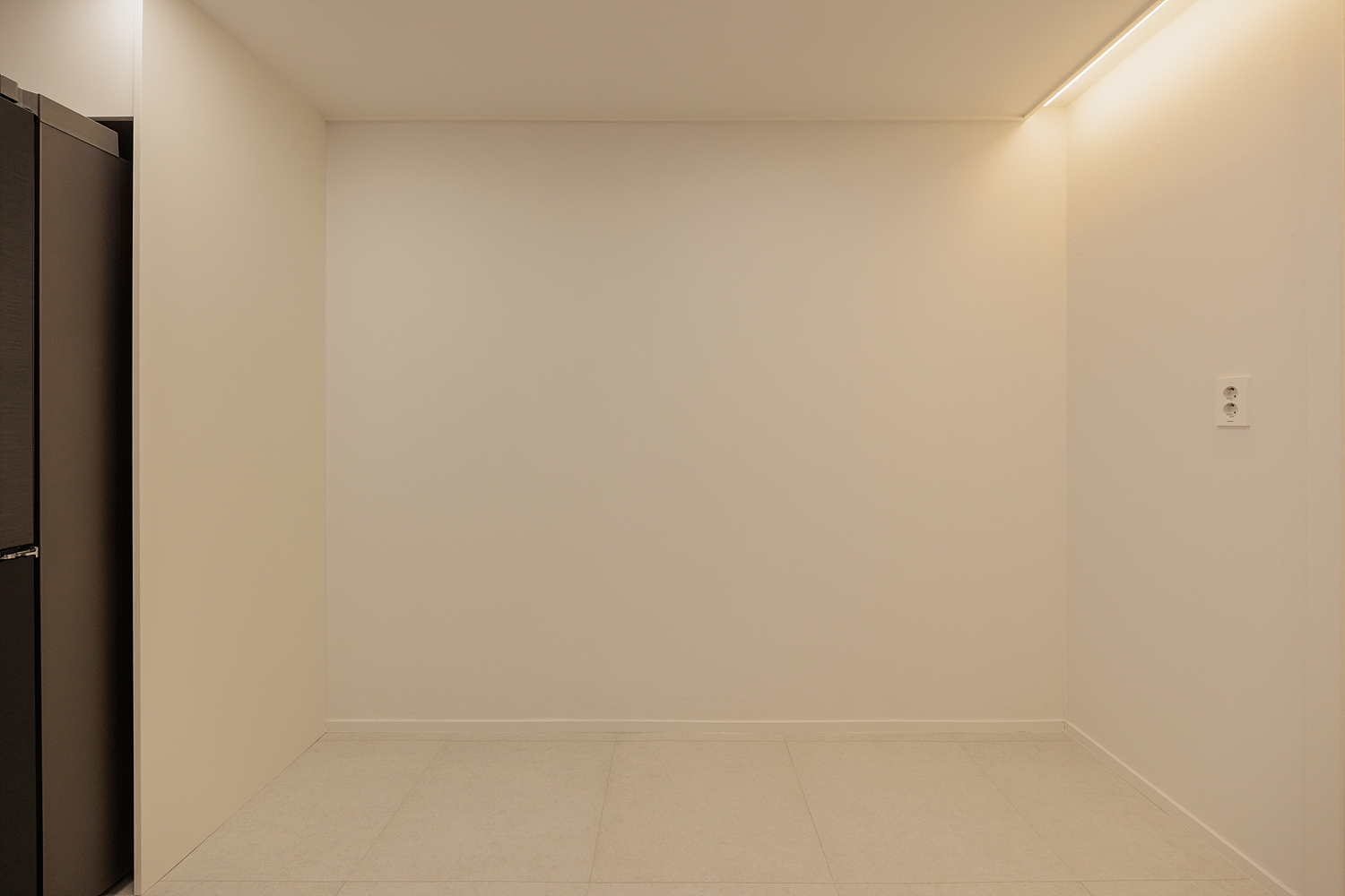 /user/i/idamdesign/editor/2511/ec245c06f320253e880ceda2b62bc366_1762835931_6932.jpg 이미지크게보기
