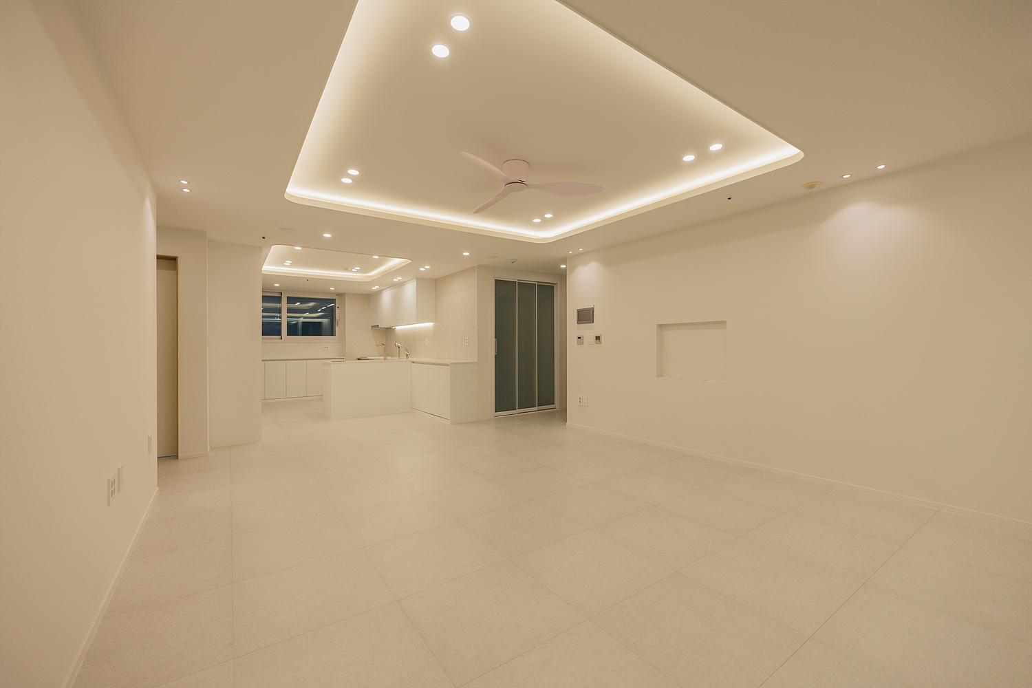 /user/i/idamdesign/editor/2512/48d59691e8b2b05eb283231ea8036a8a_1766547609_1048.jpg 이미지크게보기