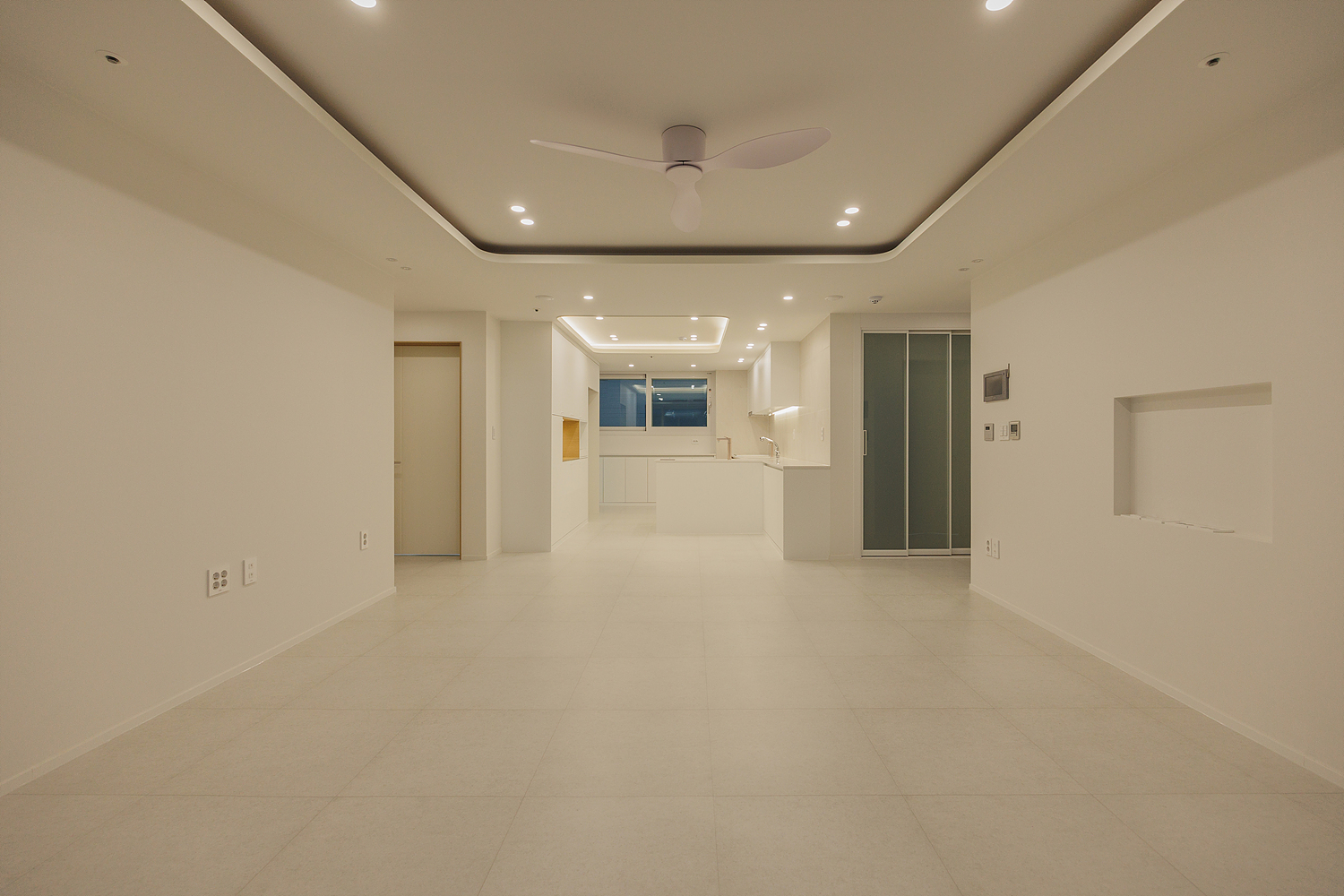/user/i/idamdesign/editor/2512/48d59691e8b2b05eb283231ea8036a8a_1766547626_4441.jpg 이미지크게보기