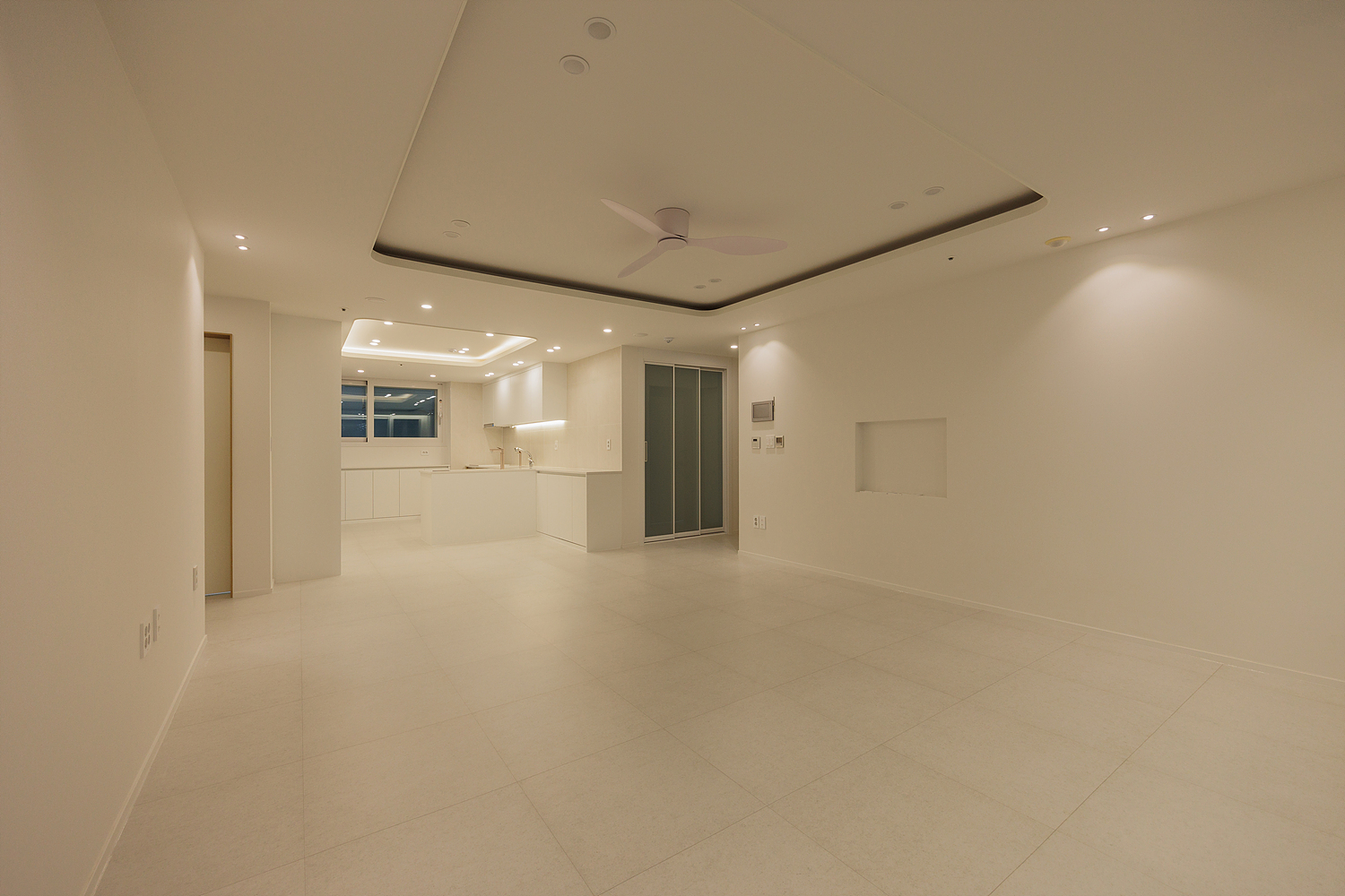/user/i/idamdesign/editor/2512/48d59691e8b2b05eb283231ea8036a8a_1766547627_0145.jpg 이미지크게보기